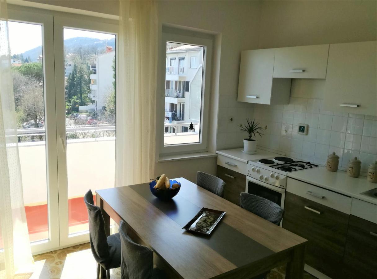 Apartment Leona Lovran