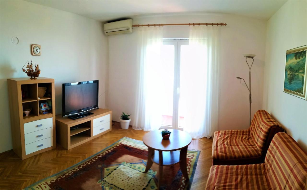 Leona Apartman